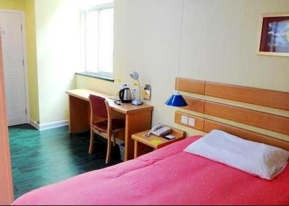 Home Inn Guangzhou Middle Jiefang Road Gongyuanqian Metro Station 广州 外观 照片
