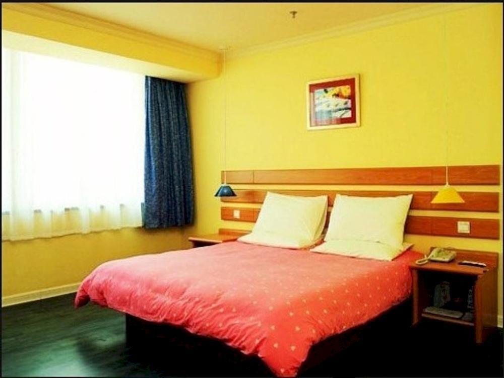 Home Inn Guangzhou Middle Jiefang Road Gongyuanqian Metro Station 广州 外观 照片