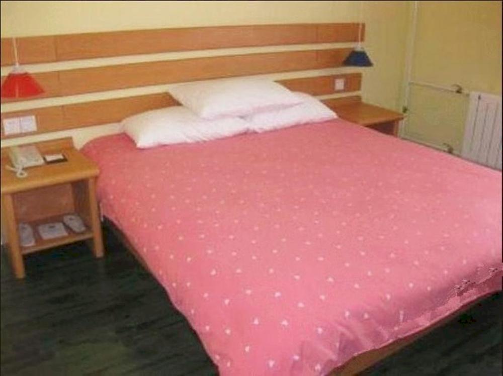 Home Inn Guangzhou Middle Jiefang Road Gongyuanqian Metro Station 广州 外观 照片
