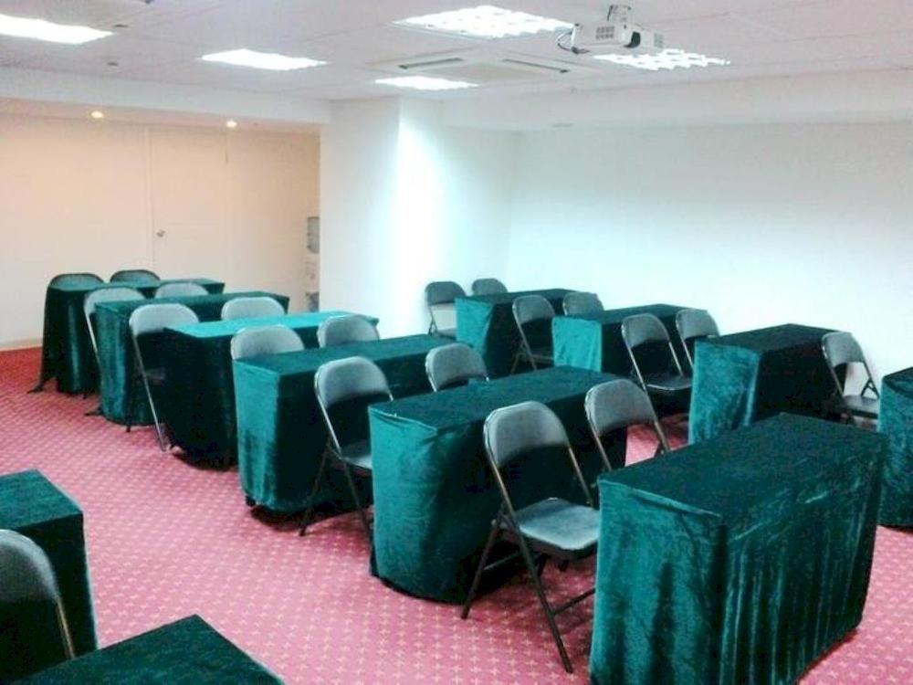 Home Inn Guangzhou Middle Jiefang Road Gongyuanqian Metro Station 广州 外观 照片