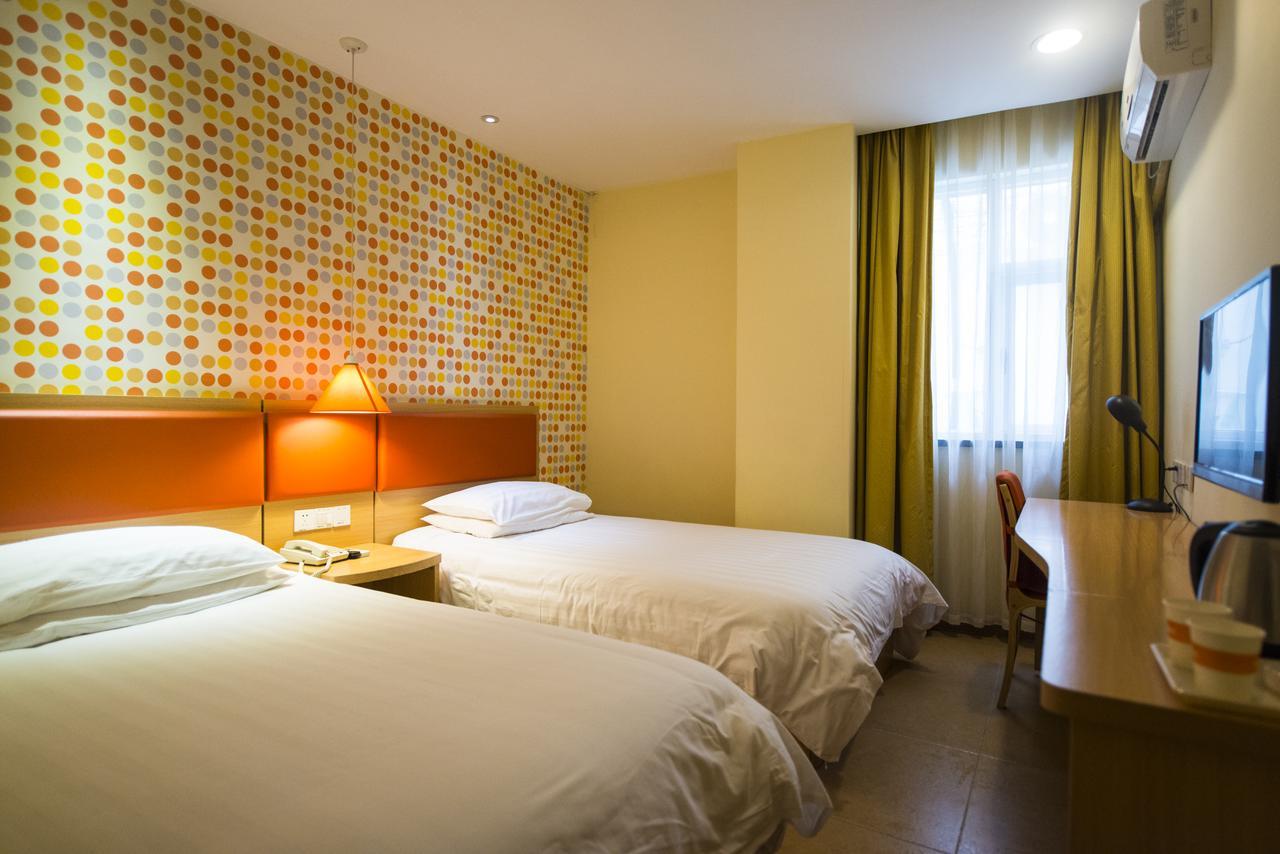 Home Inn Guangzhou Middle Jiefang Road Gongyuanqian Metro Station 广州 外观 照片